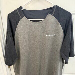 Endura Men's Short Sleeve Performance Cycling Jersey XXL Gray/Black